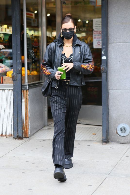 BELLA HADID Heading to a Supermarket in New York 12/01/2020