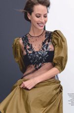 CHRISTY TURLINGTON in Elle Magazine, Italy January 2021