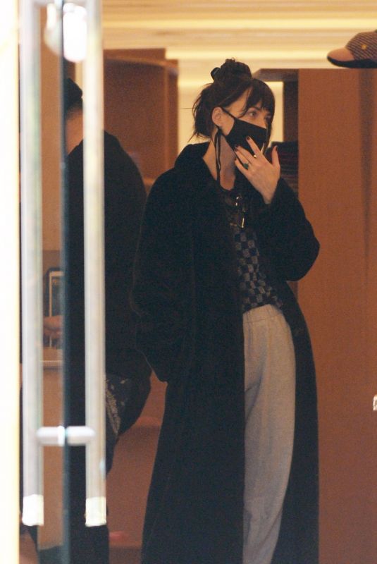 DAKOTA JOHNSON Shopping at Elder Statesman in West Hollywood 12/11/2020