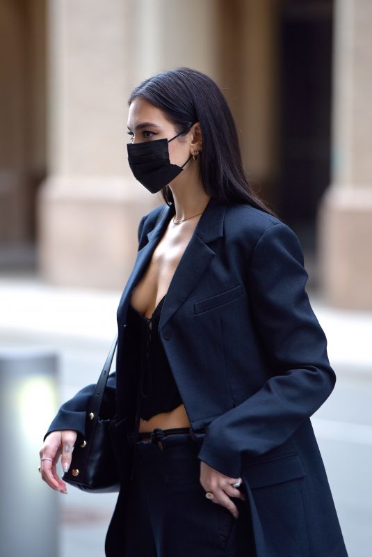 DUA LIPA Leaves Her Apartment in New York 12/09/2020