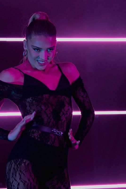 DUA LIPA Performs at Los Music Awards in France 12/05/2020