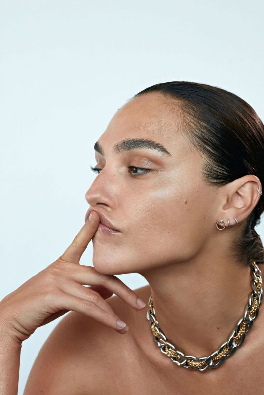 GAL GADOT for Revlon, 2020