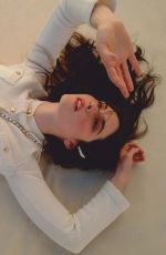 GRACIE ABRAMS in L