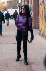 HAILEE STEINFELD on Hawkeye Set in New York 12/08/2020