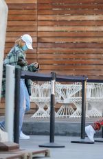 HAILEY and Justin BIEBER Shopping at Maxfield in West Hollywood 12/15/2020