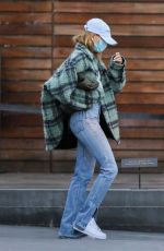 HAILEY and Justin BIEBER Shopping at Maxfield in West Hollywood 12/15/2020