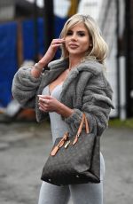 HANNAH ELIZABETH in Tights Arrives at Newborn Emporium Photo Studio in Middleton 12/13/2020