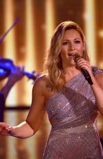 HELENE FISCHER at A Heart for Children