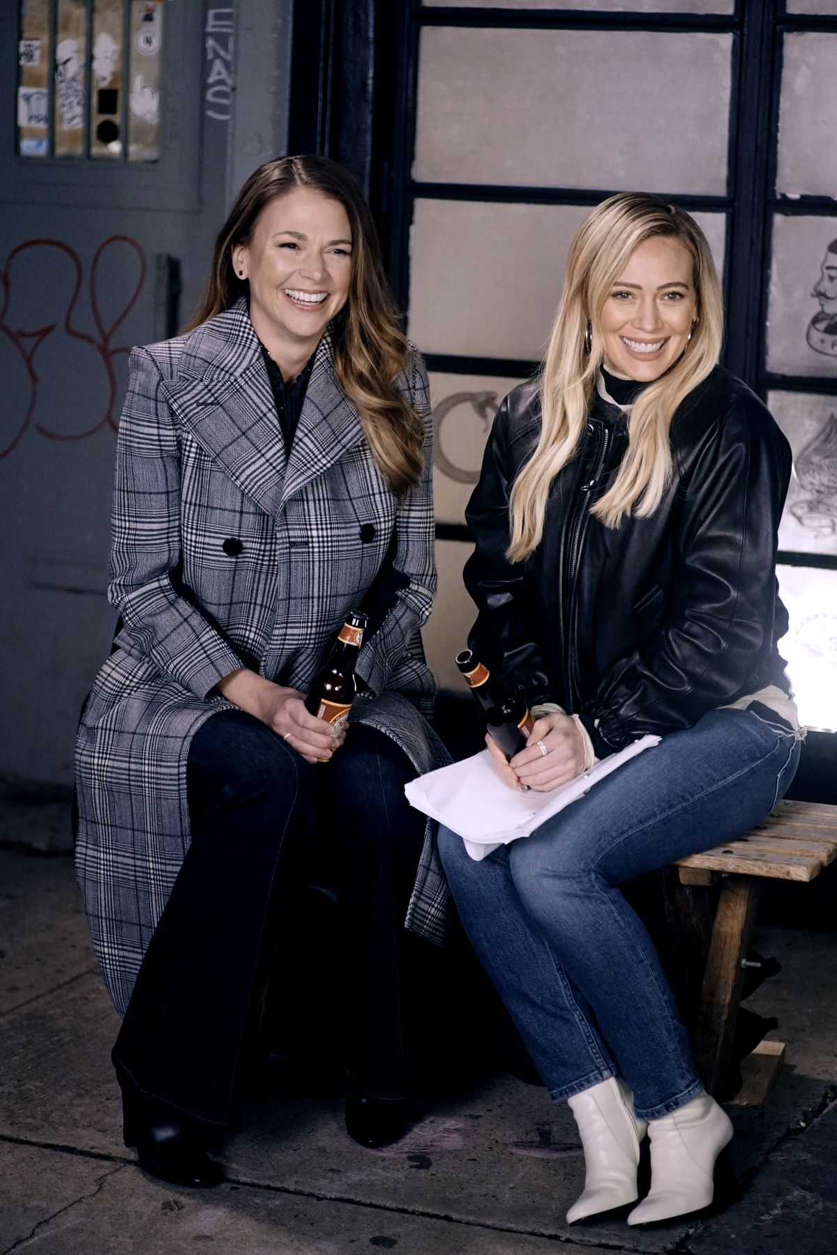 hilary-duff-and-sutton-foster-on-the-set-of-younger-in-new-york-12-11-2020-4.jpg