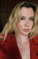 IRELAND BALDWIN - Instagram Photos 12/11/2020