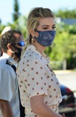 IVANKA TRUMP at a Farmer to Families Food Box Distribution in Miami 12/22/2020