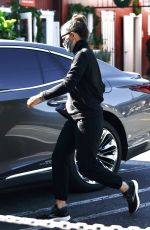 JENNIFER GARNER Out Shopping at Brentwood Mart 12/09/2020