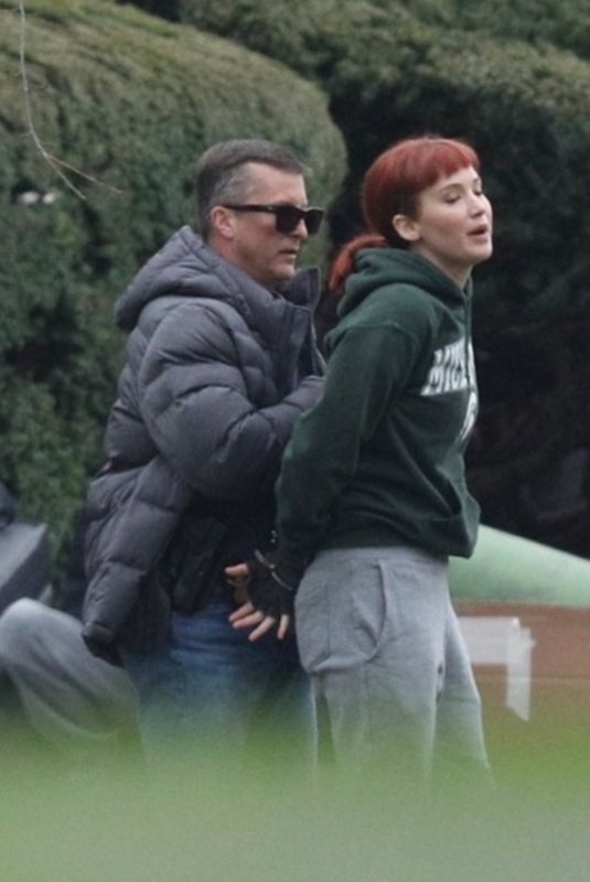 JENNIFER LAWRENCE on the Set of Don