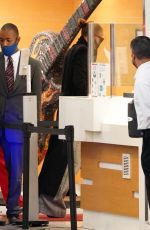 JENNIFER LOPEZ Arrives at an Office in Los Angeles 12/15/2020