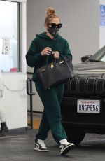 JENNIFER LOPEZ Arrives at Dermatologist Appointment in Beverly Hills 12/19/2020
