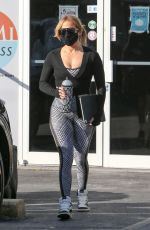 JENNIFER LOPEZ Heading to a Gym in Miami 12/03/2020