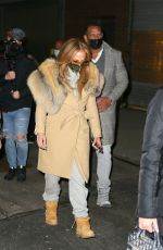 JENNIFER LOPEZ Leaves Rehearsal for Her New Year