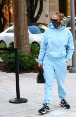 JENNIFER LOPEZ Out and About in Miami 12/22/2020