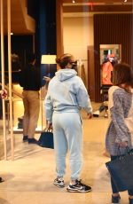 JENNIFER LOPEZ Out and About in Miami 12/22/2020