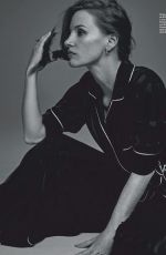 JESSICA CHASTAIN in Harper