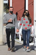 JORDANA BREWSTER and Andrew at Blue Bottle Coffee in Brentwood 12/22/2020