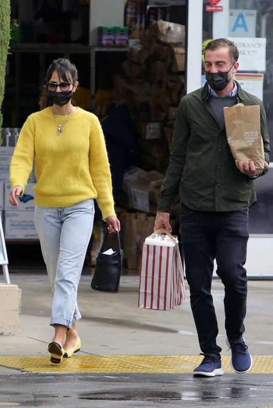 JORDANA BREWSTER and Andrew Form Out for Grocery Shopping in Brentwood 12/28/2020