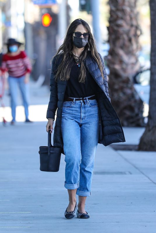 JORDANA BREWSTER Shopping at Trader Joe