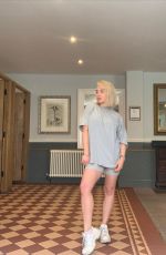 JORGIE PORTER - Instagram Photos 12/04/2020