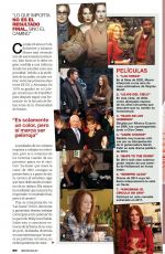 JULIANNE MOORE in Diez Minutos Magazine, Spain December 2020