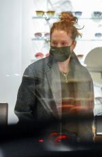 JULIANNE MOORE Shopping for Eyeglass in New York 12/03/2020