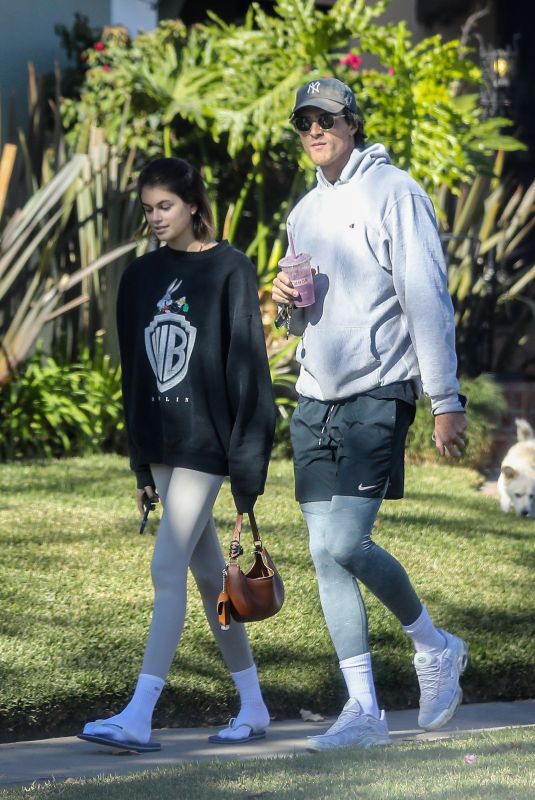 KAIA GERBER and Jacob Elordi Out in Santa Monica 12/08/2020