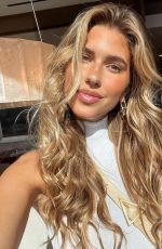 KARA DEL TORO - Instagram Photos 12/20/2020