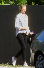 KARLIE KLOSS Out and About in Miami 12/18/2020