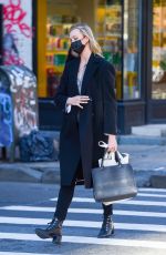 KARLIE KLOSS Out and About in New York 12/10/2020