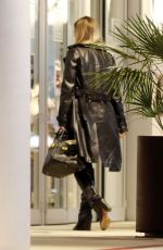 KATE and LILA GRACE MOSS Out and About in Rome 12/13/2020