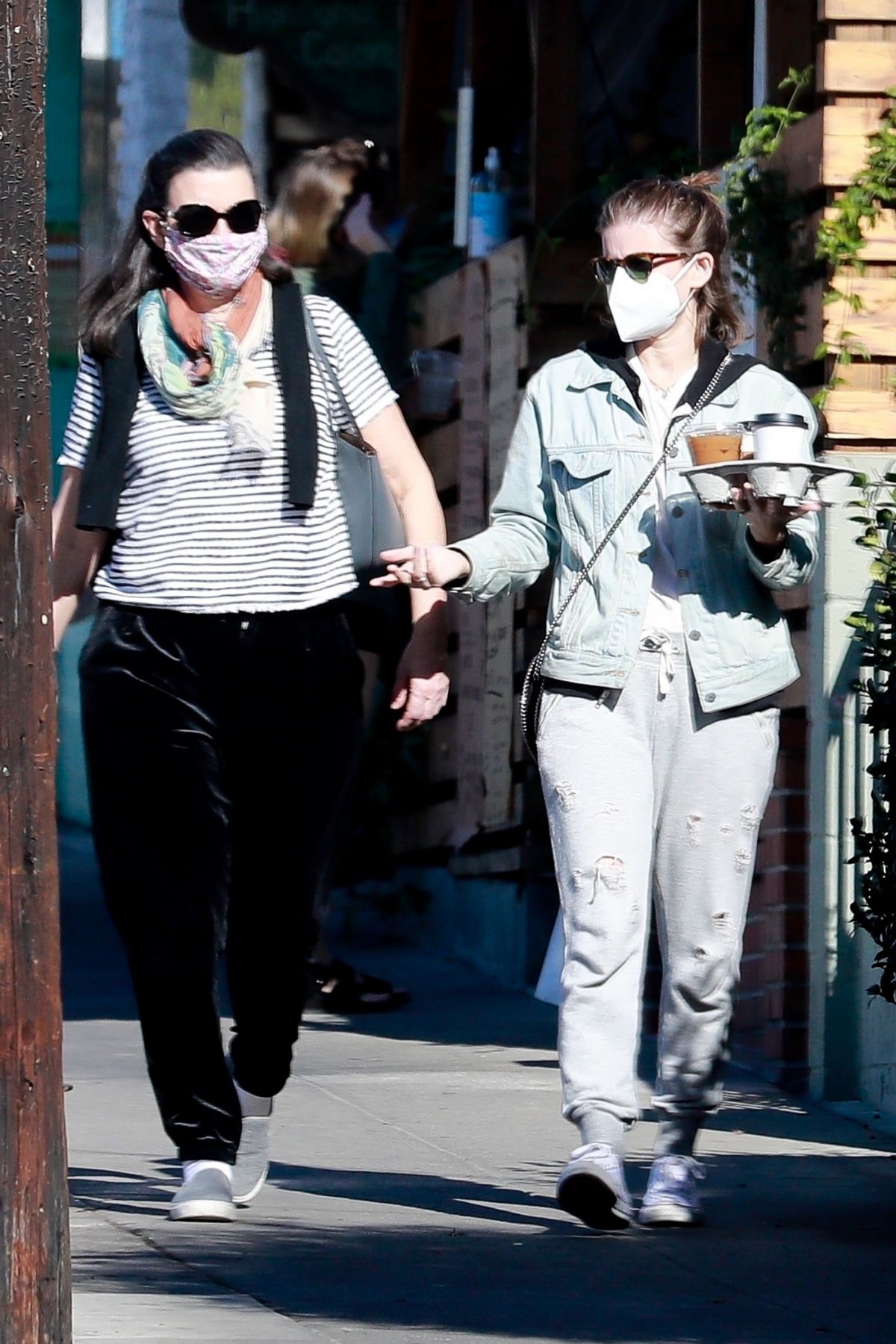 KATE MARA Out for Coffee with a Friend in Los Feliz 12/20/2020 – HawtCelebs