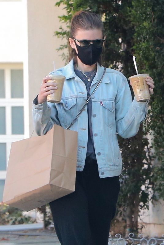 KATE MARA Out Pick Up Lunch and Iced Coffees in Los Angeles 12/15/2020