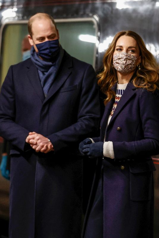 KATE MIDDLETON and Prince William Arrives on Royal Train at Manchester Victoria Station 12/07/2020