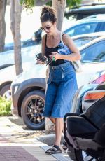KATE WALSH Out and About in Perth 12/20/2020