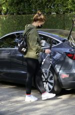KATHERINE and CHRISTINA SCHWARZENEGGER Out for Tennis Match in Los Angeles 12/14/2020