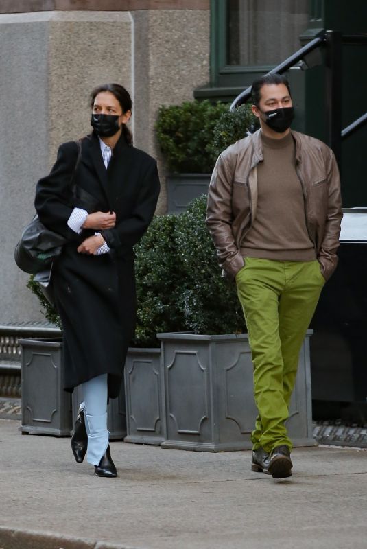 KATIE HOLMES and Emilio Vitolo Jr Out in New York 12/02/2020