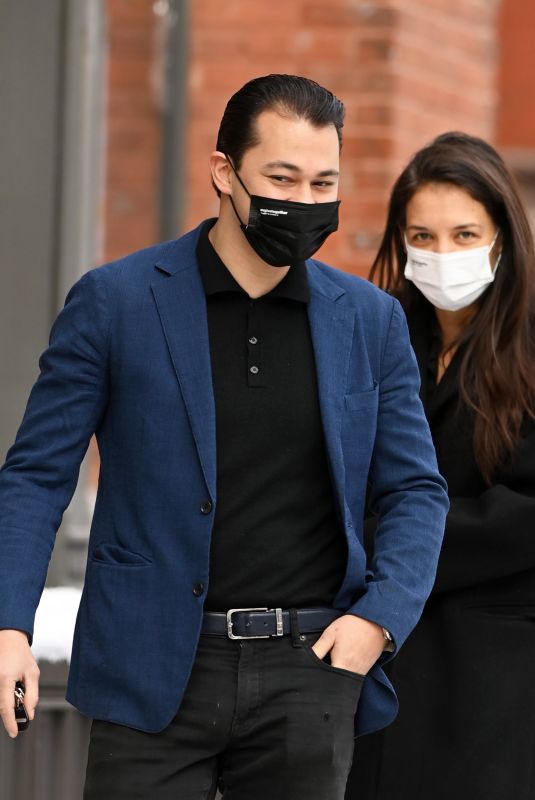 KATIE HOLMES and Emilio Vitolo Jr Out in New York 12/18/2020