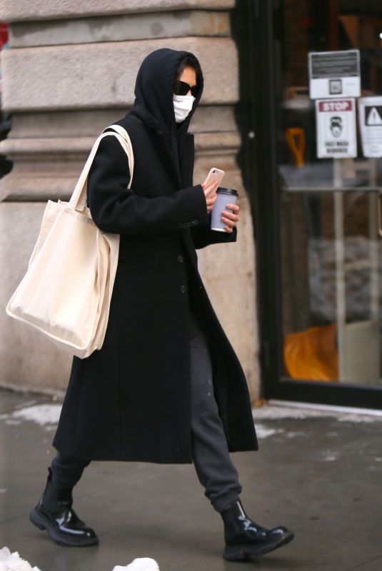 KATIE HOLMES Out and About on Her Birthday in New York 12/18/2020