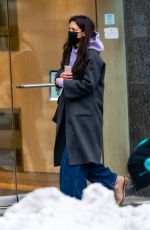 KATIE HOLMES Shopping at ABC Carpet and Home in New York 12/20/2020