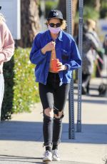 KRISTEN STEWART Out Shopping in Malibu12/18/2020