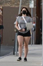 LANA DEL REY Leaves Hugo