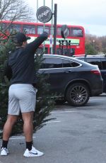 LAUREN GOODGER Buying a Christmas Tree in Leytonstone 12/07/2020