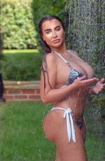 LAUREN GOODGER in Bikini Taking a Shower in Corfu 12/16/2020