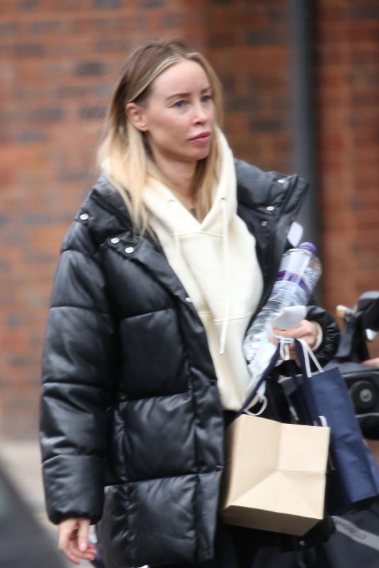 LAUREN POPE Out for Christmas Shopping in London 12/12/2020