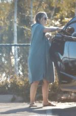 LEIGHTON MEESTER After Surfing session in Malibu 12/09/2020